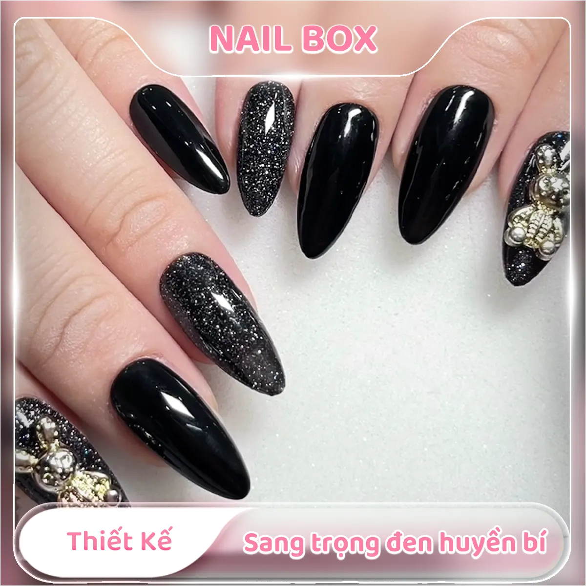 Nail Box – Nail box thiết kế sang trọng đen huyền bí Ảnh sản phẩm Nail Box Nail box thiết kế sang trọng đen huyền bí